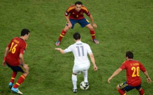 Pressing là gì trong bóng đá